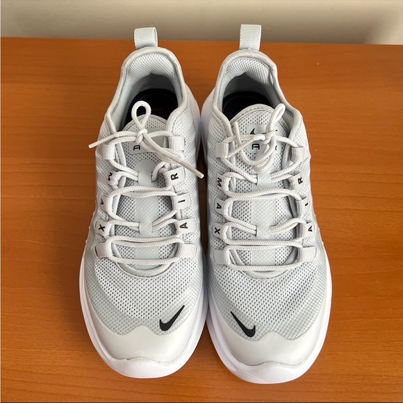 Women’s Nike Air Max Axis in Pure Platinum/Red Crush - Picture 4 of 16